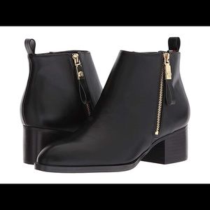 Brand new! Tommy Hilfiger Black Booties